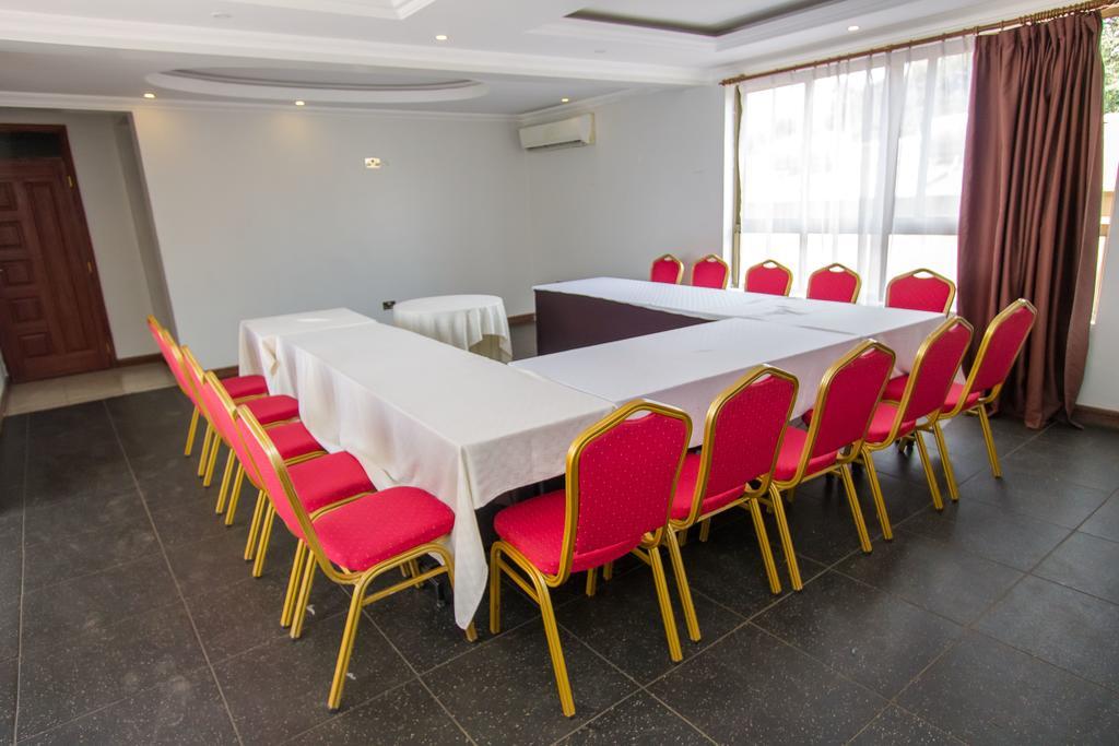 Victoria Comfort Inn Кисуму Экстерьер фото