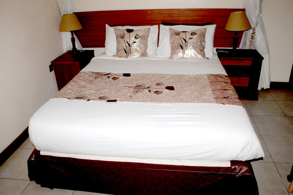 Victoria Comfort Inn Кисуму Экстерьер фото