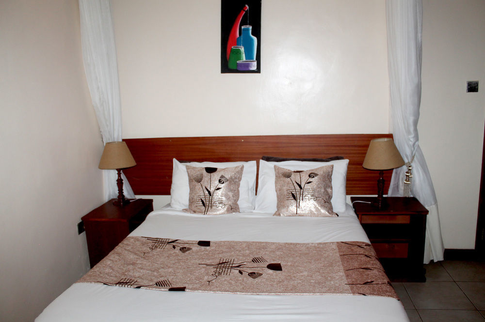 Victoria Comfort Inn Кисуму Экстерьер фото