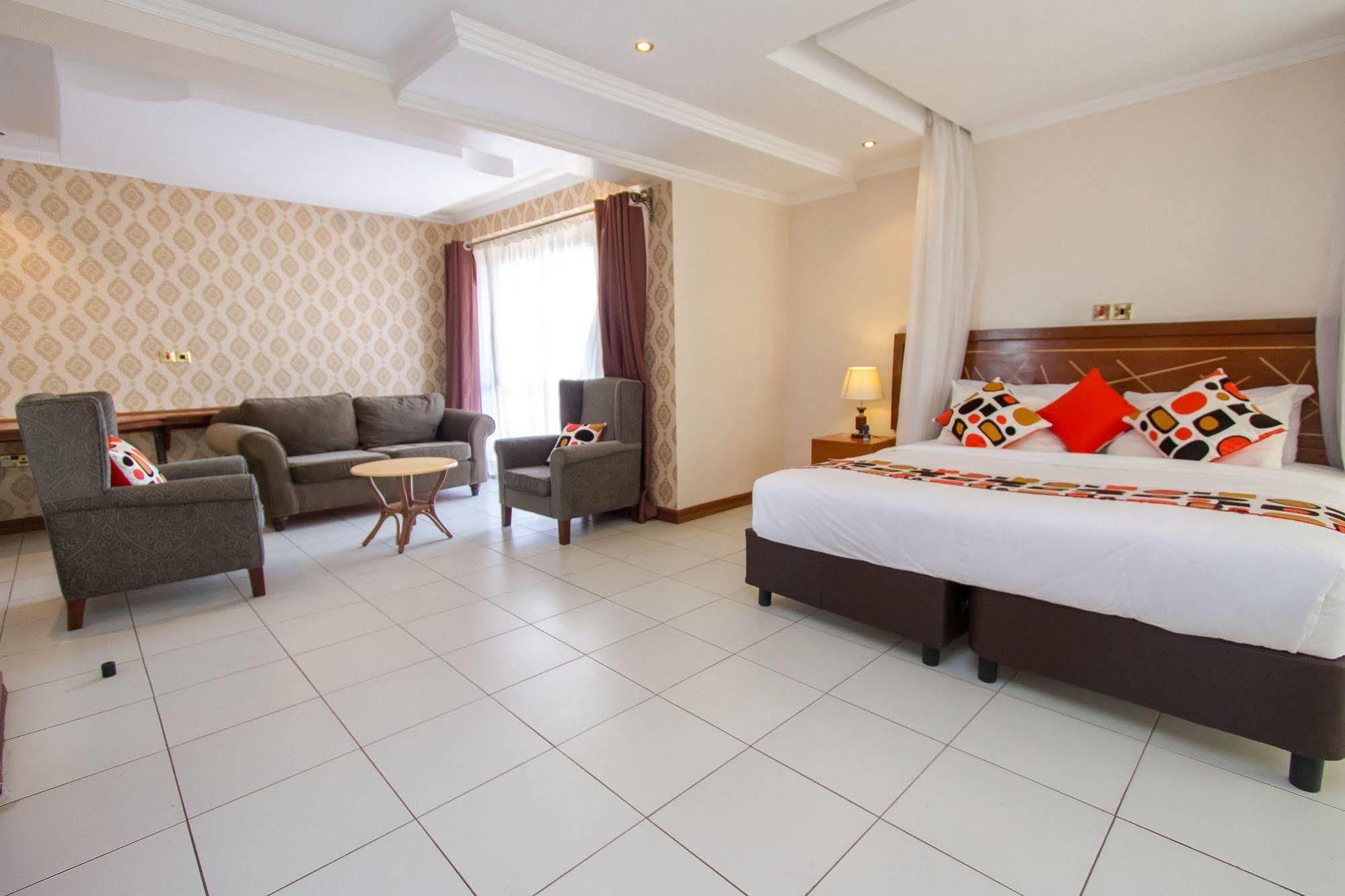 Victoria Comfort Inn Кисуму Экстерьер фото